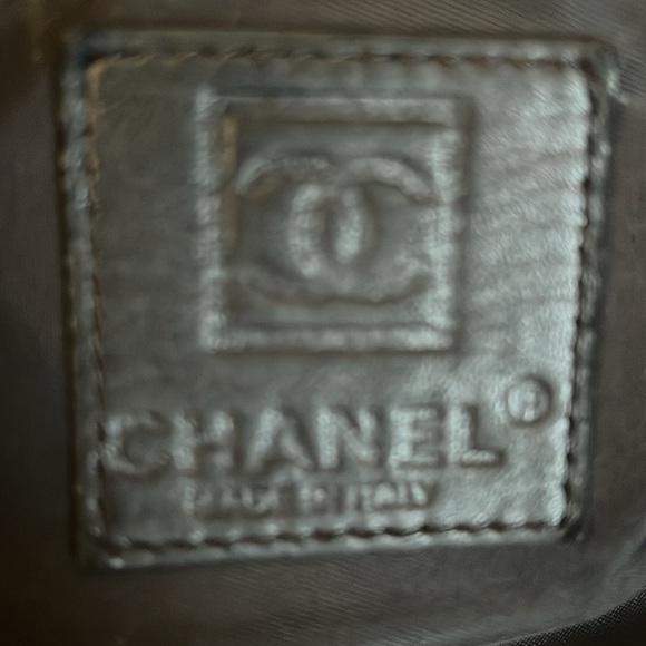 CHANEL BAG - Picture 12 of 16